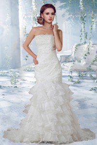 Beautiful Lace Court Train Wedding Dress with Strapless 