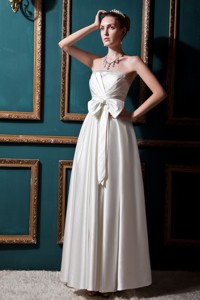 Sweet Column Strapless Floor-lengthTaffeta Beading and Bows Wedding Dress 