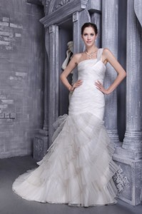 White Mermaid One Shoulder Court Train Organza Ruch Wedding Dress 