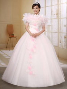 Pink Wedding Dress With Off The Shoulder Neckline Appliques and Beaded Decorate On Organza Ball Gown