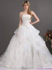 Popular Strapless Lace Wedding Dress With Brush Train