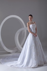 Strapless Appliques Cathedral Train Satin Wedding Dress