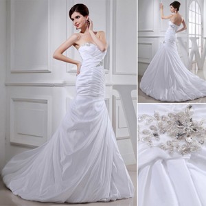 Spring Popular Puffy Sweetheart Wedding Dress With Beading