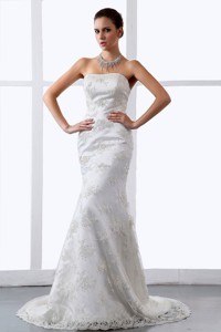 Mermaid / Trumpet Embroidery Lace Strapless Brush / Sweep Train Wedding Dress 