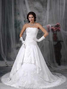 Perfect Strapless Court Train Lace Wedding Dress