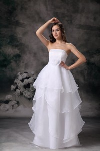 Modest Strapless Floor-length Organza Hand Made Flower Wedding Dress