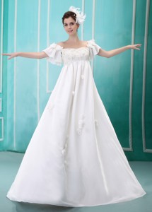 Popular Off The Shoulder Wedding Dress With Appliques
