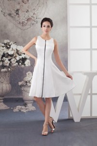 Newest Scoop Neck Knee-length Trumpet White Dress for Brides 