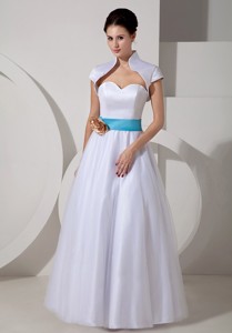 Popular Sweetheart Floor-length Taffeta Sash Wedding Dress