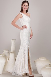 White Column/Sheath One Shoulder Floor-length Lace Beading Wedding Dress 