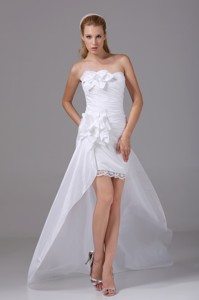 Fashion Hand Made Flowers Strapless High-low Wedding Dress with Ruching 