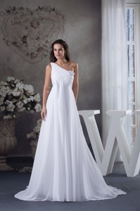 Ruche And Handle Flowers One Shoudler Court Train Bridal Dress In White