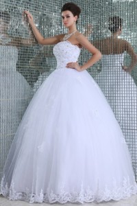 Ball Gown Strapless Floor-length Wedding Dress with Appliques 