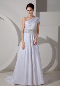 Luxurious One Shoulder Court Train Satin Belt Wedding Dress