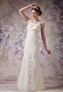 Exquisite Column Straps Floor-length Organza and Lace Bow Wedding Dress 
