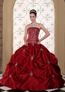 Embroidery In Wine Red Taffeta Pick-ups Strapless Modest Wedding Dress in New York