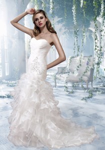 Fashionablemermaid Ruffled Layers Wedding Dress With Beading