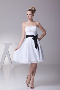 White Ruched Strapless Knee-length Bridal Gown with Black Bowknot Belt 