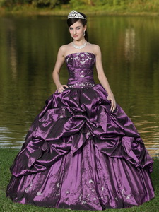Custom Size Strapless Quinceanera Dress Beaded Decorate With Purple