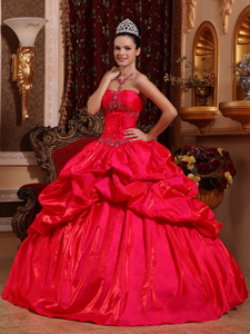 Red Ball Gown Strapless Floor-length Taffeta Beading Quinceanera Dress
