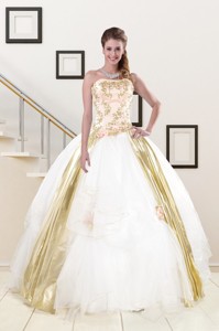 Popular Strapless White Quinceanera Dress With Appliques