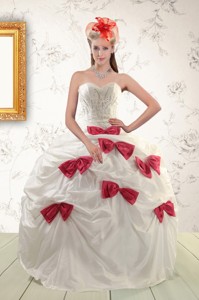 Cheap White Quinceanera Dress With Beading And Bowknots