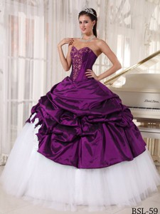 Sweetheart Floor-length Appliques Quinceanera Dress in Purple and White
