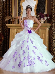White And Purple Strapless Floor-length Organza Appliques Quinceanera Dress