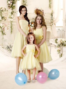 Delicate Tulle Dama Dress With Handle Made Flower And Sashes