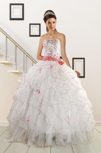 Sweetheart Elegant Quinceanera Dress With Appliques And Belt