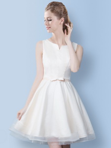Best A Line Bowknot Off White Quinceanera Court Dress In Mini Length