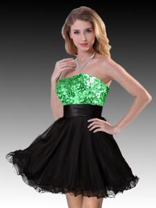 Hot Sale Strapless Black Dama Dress with Green Sequins