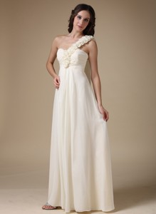 White Empire One Shoulder Low Cost Dama Chiffon Hand Made Flowers Floor-length