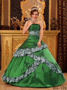 Green Ball Gown Strapless Floor-length Taffeta Embroidery Quinceanera Dress