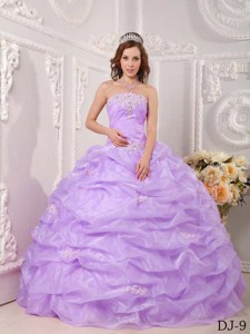 Exclusive Ball Gown Strapless Floor-length Organza Appliques Lavender Quinceanera Dress