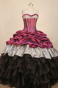 Elegant Ball Gown Sweetheart Floor-length Taffeta Quinceanera Dress