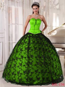 Spring Green Ball Gown Sweetheart Floor-length Tulle and Taffeta Lace Quinceanera Dress