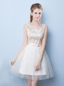Popular Champagne Square Short Dama Dress with Sequins and Bowknot