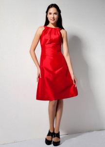 Latest Red Bateau Bridesmaid Dress Knee-length Taffeta