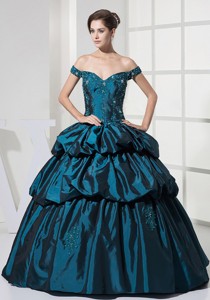 Appliques With Beading and Pick-ups Decorate Bodice Off The Shoulder Ball Gown Quinceanera Dress For