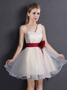 Exquisite One Shoulder Dama Dress with Handcrafted Flower and Lace
