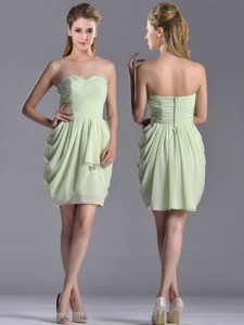Popular Ruched Decorated Bodice Short Bridesmaid Dress In Yellow Green