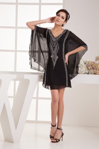 V-neck Mini Beaded Black Mother Bride Dress with Fan Sleeves