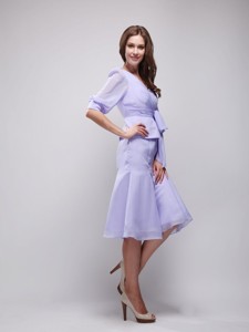 Lavender Column V-neck Knee-length Chiffon Ruch Prom / Homecoming Dress 