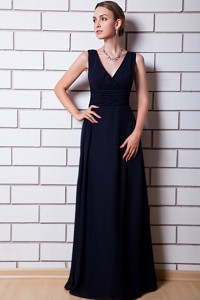 Black Chiffon Bridesmaid Dress Column V-neck Floor-length Prom Dress