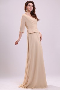 Champagne Column V-neck Ruching Chiffon Mother Of The Bride Dress With Half Sleeves