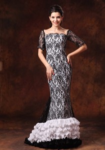 Half Sleeves Black And White Square Lace Brush Designer Prom Celebrity Gowns In Athens Alabama
