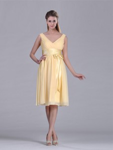New Arrivals V Neck Bowknot Chiffon Short Mother Of The Bride Dress In Yellow