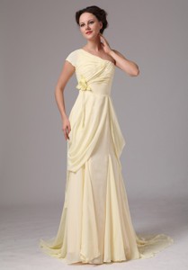 One Shoulder Hand Made Flower Chiffon Brush Train For Light Yellow Mother Of The Bride Dress In Newn