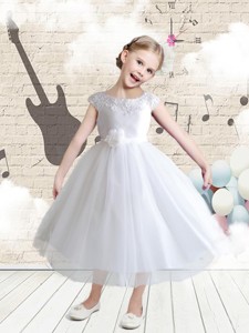 Affordable Cap Sleeves Bateau Flower Girl Dress With Appliques